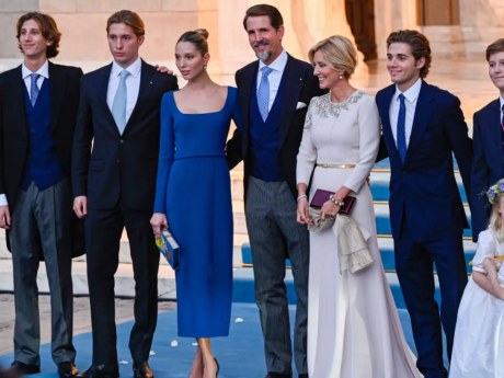 La Familia Real griega alerta de nuevas estafas con su nombre