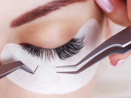 Extensiones de pestañas: estudio alerta sobre ácaros e irritación ocular